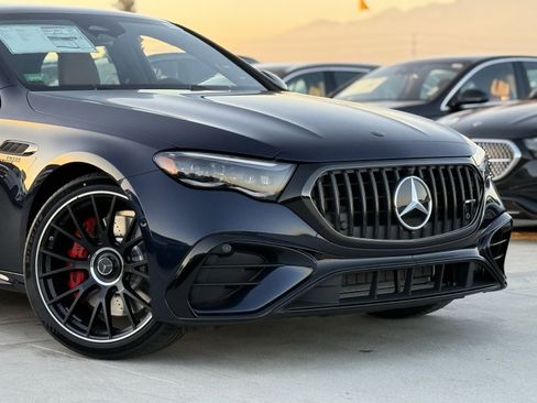 New 2026 Mercedes-Benz E 53 AMG e 4MATIC Sedan image 3