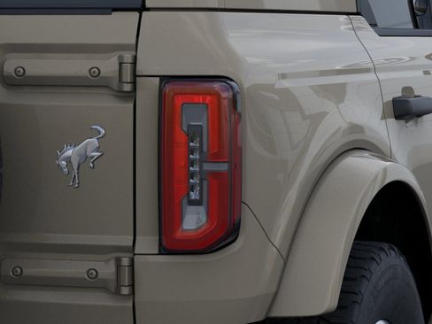 New 2026 Ford Bronco Outer Banks AWD/4WD image 25