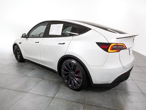 Used 2024 Tesla Model Y Performance image 4
