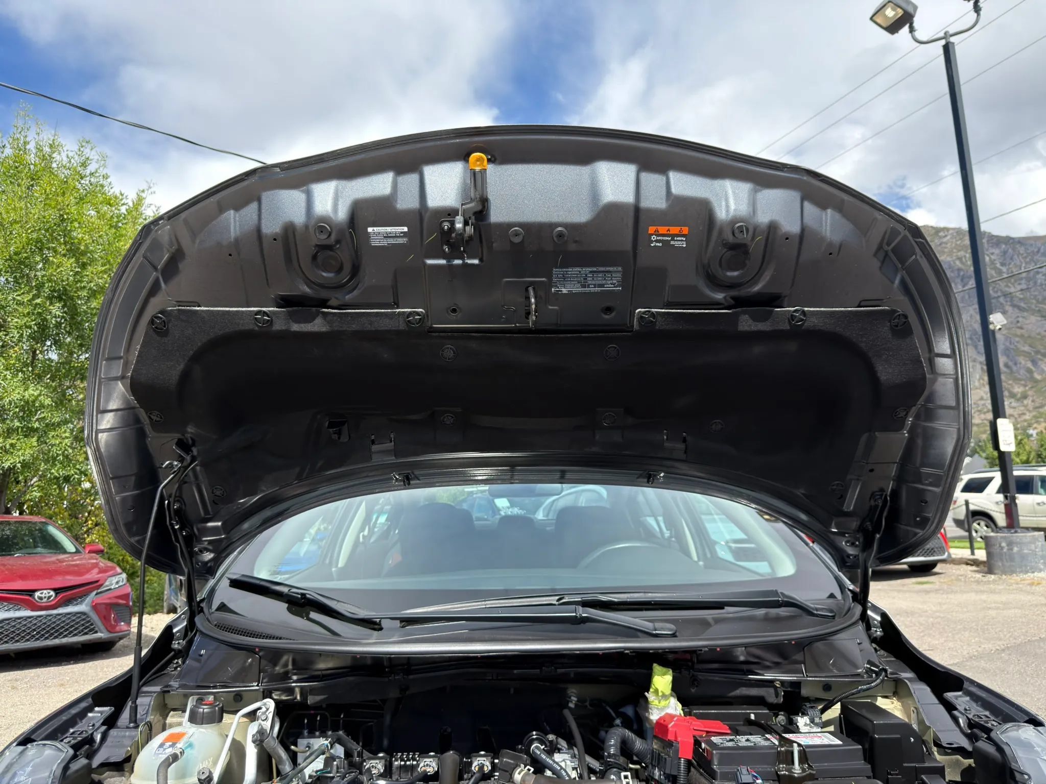 Used 2023 Nissan Versa SR w/ Trunk Package FWD image 3