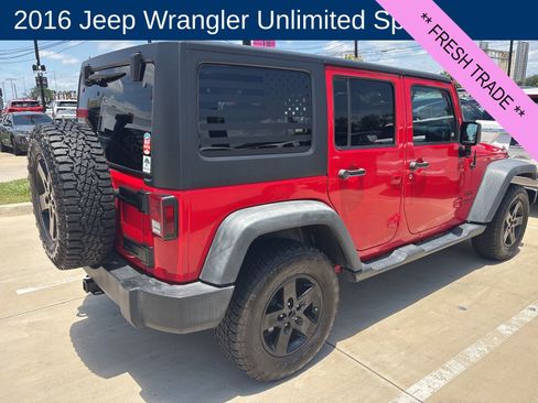 Used 2016 Jeep Wrangler Unlimited Sport w/ Quick Order Package 24S AWD/4WD image 2