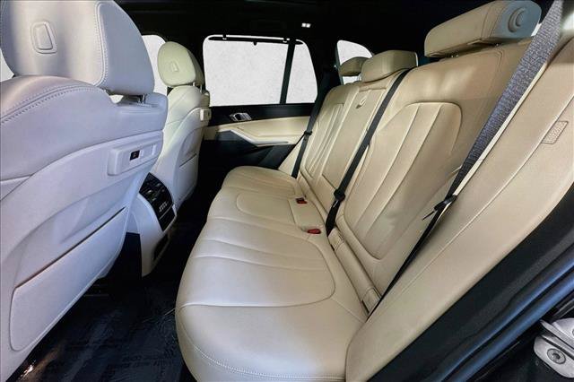 Used 2022 BMW X5 xDrive45e w/ Premium Package AWD/4WD image 23