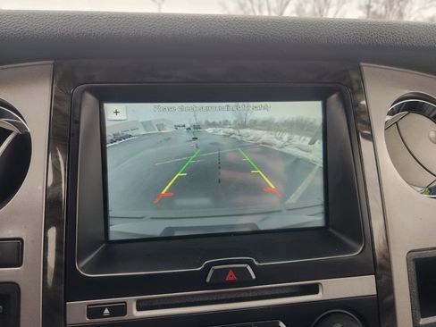 Used 2017 Ford Expedition Limited image 21