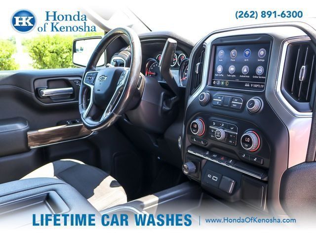 Used 2021 Chevrolet Silverado 1500 LT Trail Boss w/ LPO, Dark Essentials Package AWD/4WD image 31