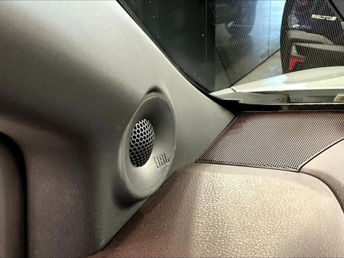 Used 2023 Toyota Sienna Platinum AWD/4WD image 41