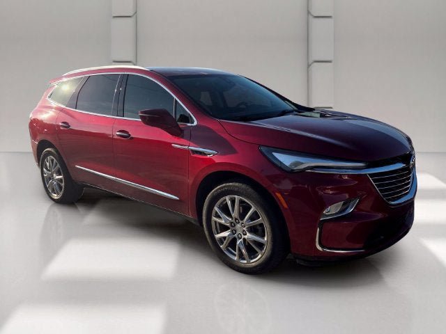Used 2022 Buick Enclave Premium w/ Surround and Sites Package FWD image 3