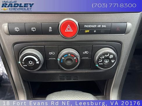 Used 2012 Chevrolet Captiva Sport LT image 20