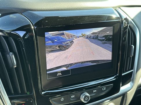 Used 2024 Chevrolet Traverse LT AWD/4WD image 22