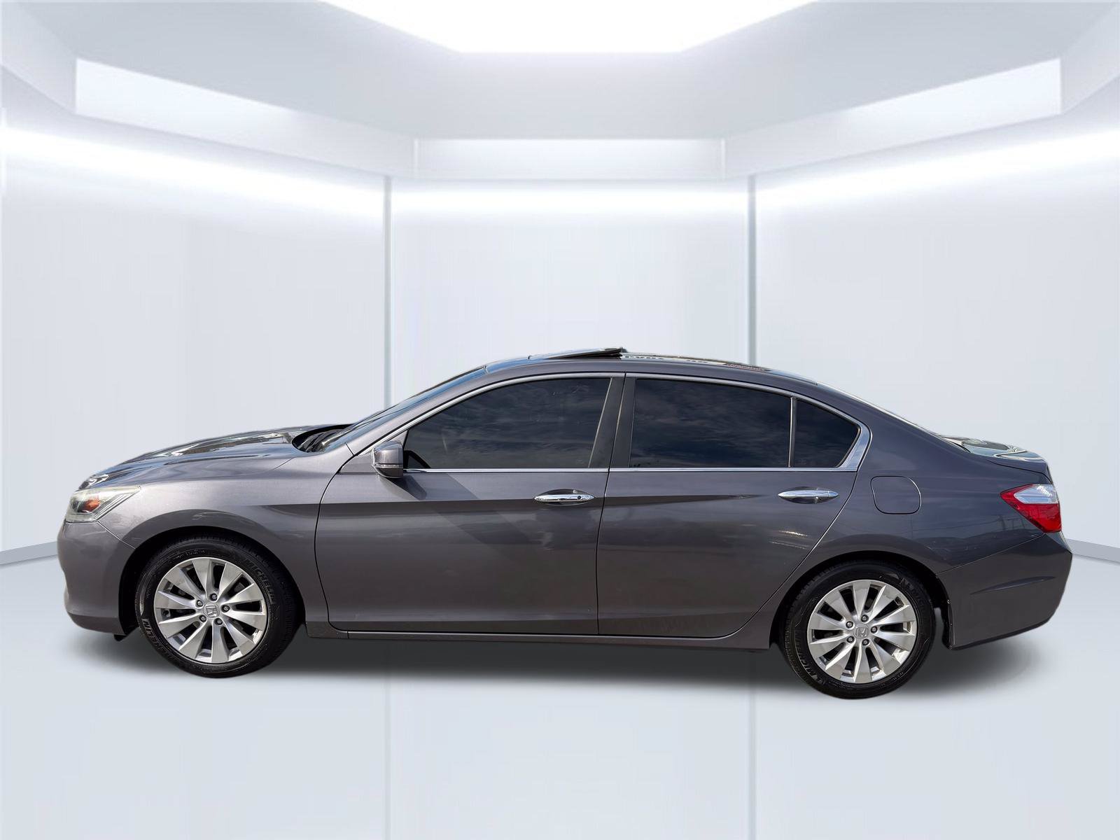 Used 2015 Honda Accord EX image 8