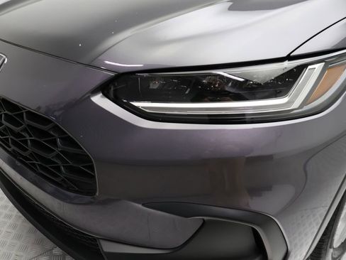 Used 2024 Honda HR-V LX image 3