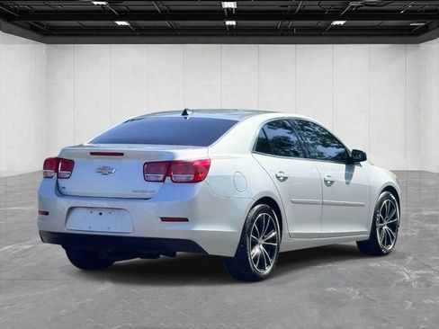 Used 2014 Chevrolet Malibu LS w/ Protection Package FWD image 5