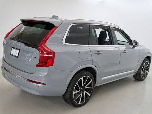 Certified 2025 Volvo XC90 B6 Plus AWD/4WD image 9