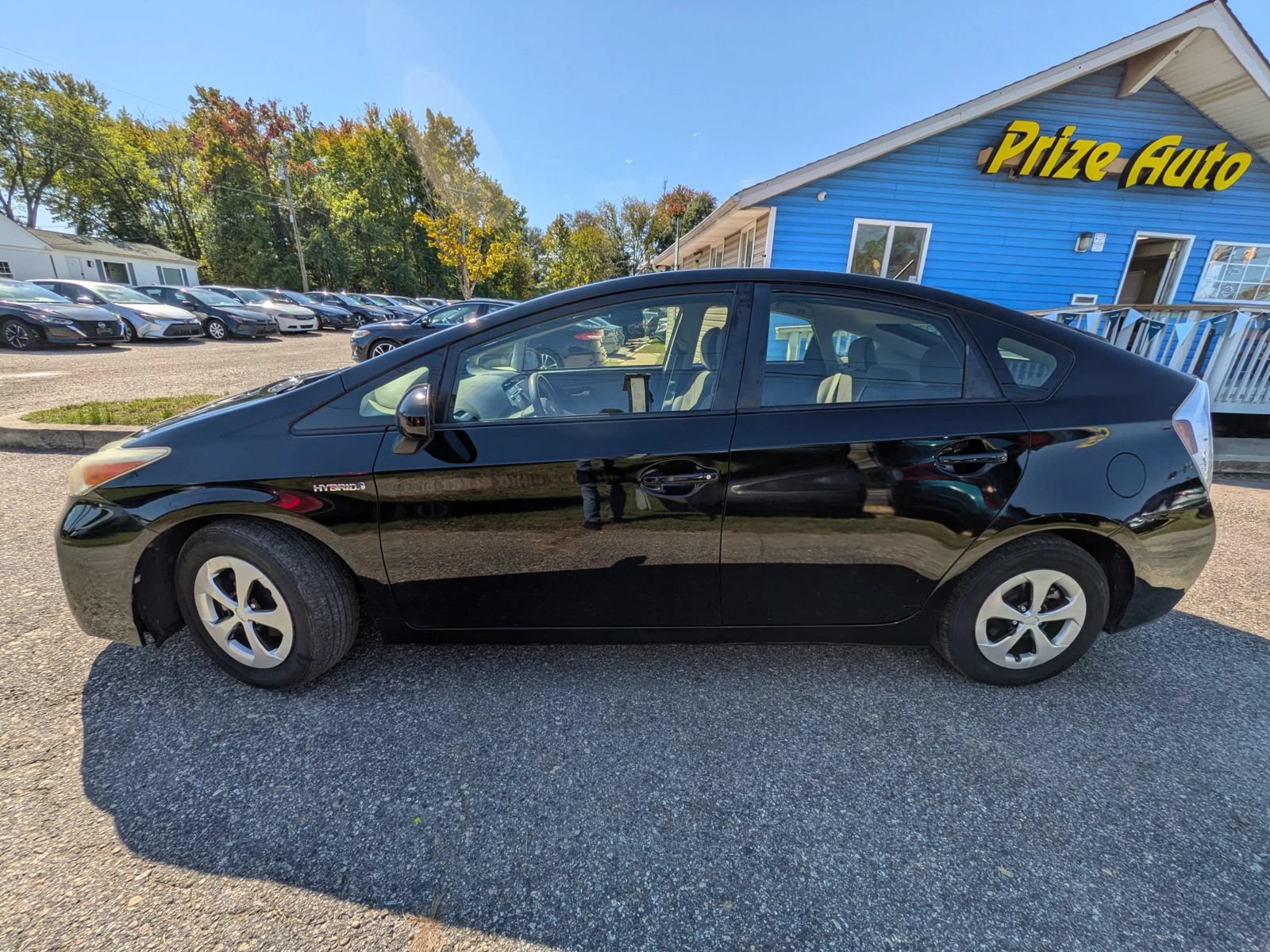 Used 2014 Toyota Prius Two FWD image 3