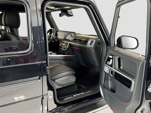 Used 2022 Mercedes-Benz G 63 AMG 4MATIC image 32