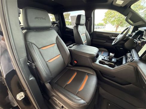 Certified 2025 GMC Sierra 1500 AT4 image 26