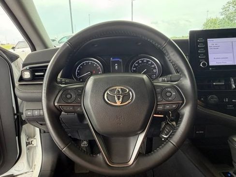 Used 2024 Toyota Camry SE FWD image 13