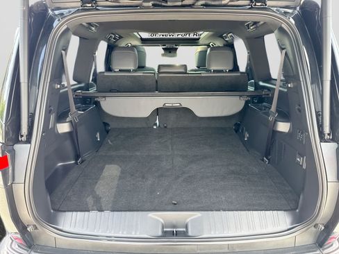 Used 2025 Lexus GX 550 w/ Accessory Package (2T) AWD/4WD image 41