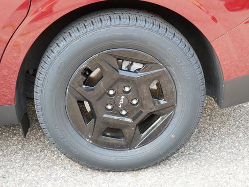 Certified 2026 Kia Carnival FWD image 15