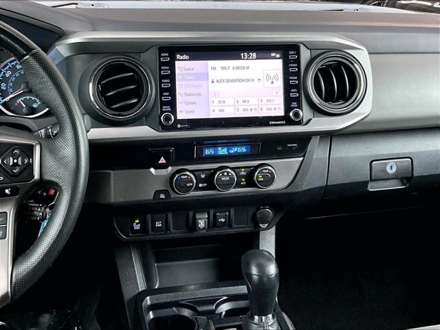 Used 2022 Toyota Tacoma SR5 w/ Technology Package RWD image 8