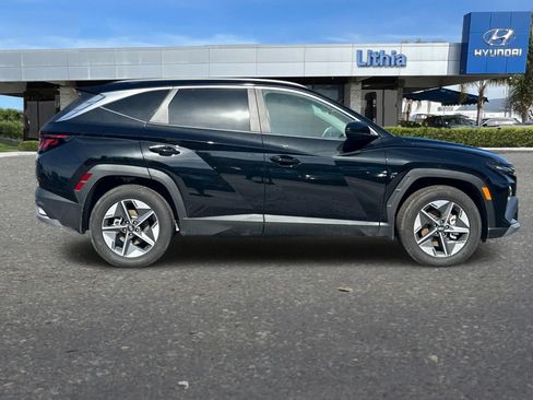 New 2026 Hyundai Tucson SEL FWD image 8
