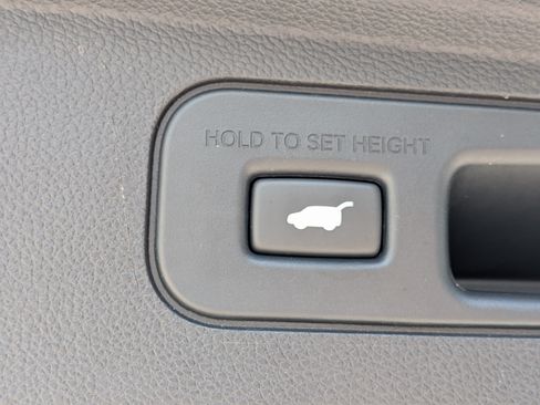 Used 2023 Honda Odyssey Elite image 14