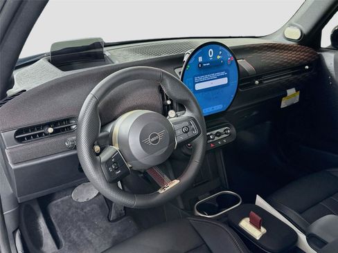 Used 2026 MINI Cooper S FWD image 9