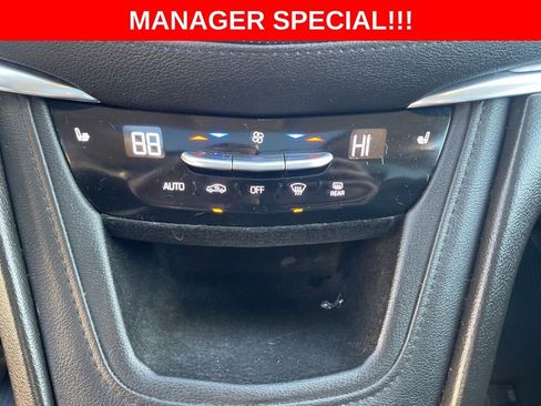 Used 2019 Cadillac XT5 Luxury image 26