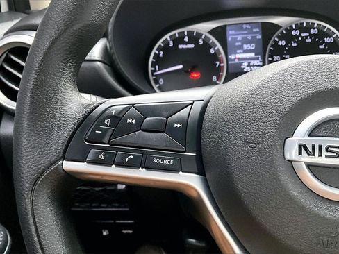 Used 2020 Nissan Versa S image 12