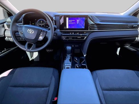 Used 2025 Toyota Camry LE FWD image 16