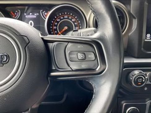 Used 2019 Jeep Wrangler Unlimited Sport S AWD/4WD image 17
