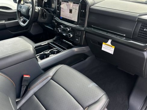 New 2026 Ford F250 Lariat w/ Black Appearance Package AWD/4WD image 15