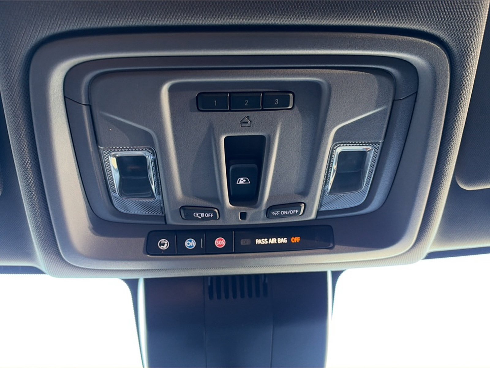 Used 2024 Chevrolet Silverado 1500 LT Trail Boss w/ Convenience Package II AWD/4WD image 46
