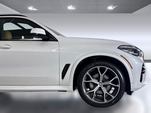 Used 2023 BMW X5 sDrive40i w/ M Sport Package RWD image 35