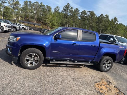 Used 2017 Chevrolet Colorado Z71 image 4