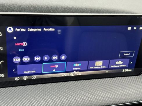 New 2026 Nissan Kicks SR w/ Cold Weather Package image 17