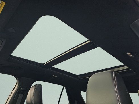 Used 2024 Ford Explorer ST w/ Equipment Group 401A image 8