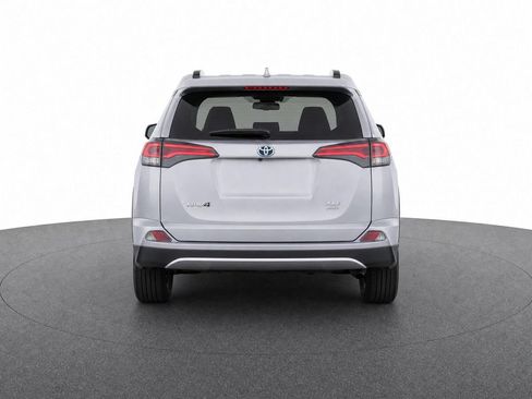 Used 2018 Toyota RAV4 XLE w/ Plus Extra Value Package AWD/4WD image 10