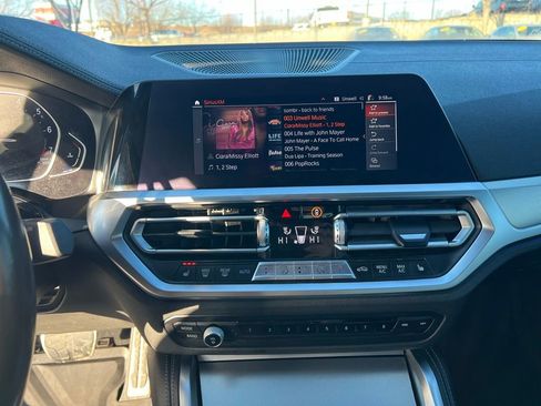 Used 2021 BMW 430i xDrive Coupe w/ M Sport Package image 29