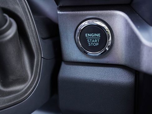 Used 2024 Ford F350 Platinum w/ Tremor Off-Road Package image 34