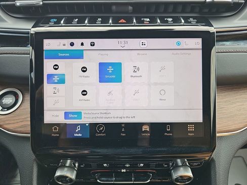 Used 2023 Jeep Grand Cherokee Summit w/ Luxury Tech Group V image 25