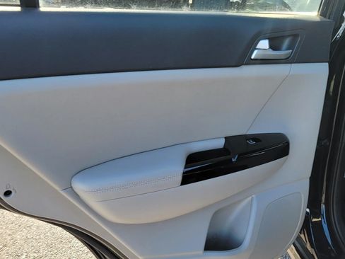Used 2021 Kia Sportage S w/ S AWD Premium Package image 14
