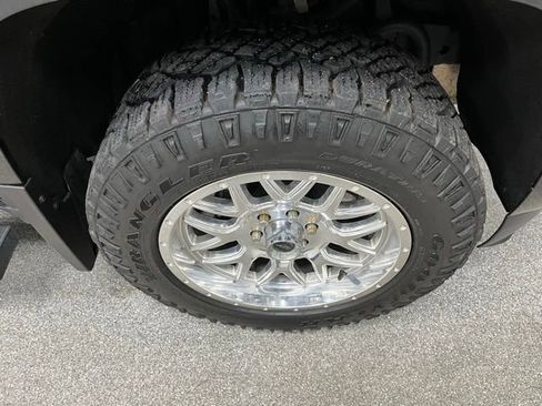 Used 2022 GMC Canyon AT4 AWD/4WD image 18