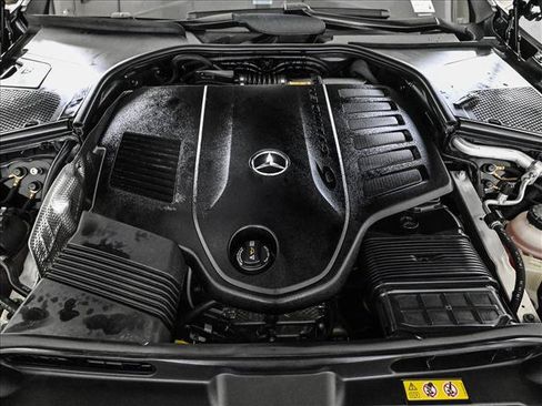 Used 2023 Mercedes-Benz S 500 4MATIC image 24