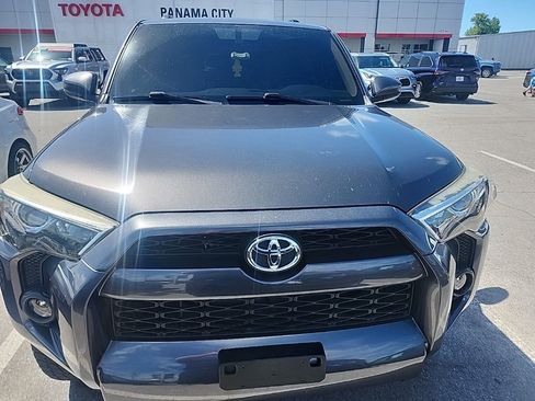 Used 2016 Toyota 4Runner SR5 image 13