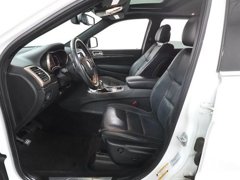 Used 2016 Jeep Grand Cherokee Limited AWD/4WD image 25
