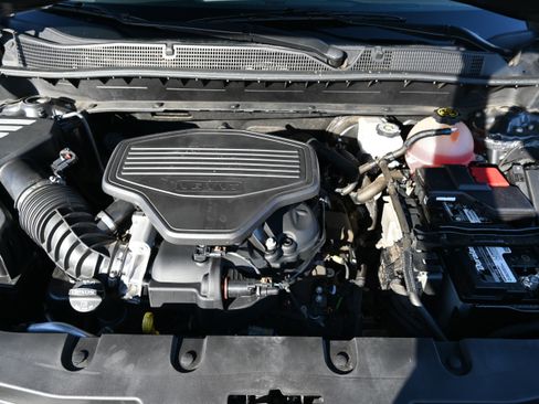 Used 2021 Chevrolet Blazer LT image 34