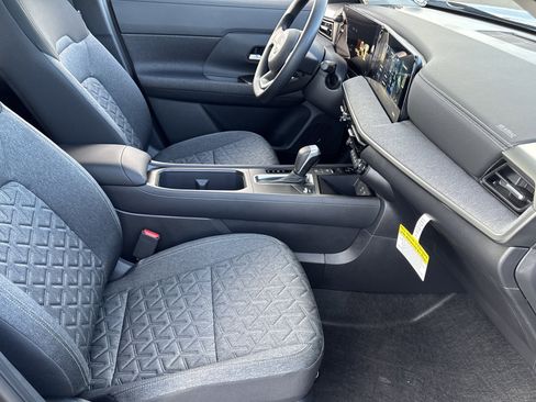 New 2026 Nissan Kicks SV w/ SV Premium Package image 19