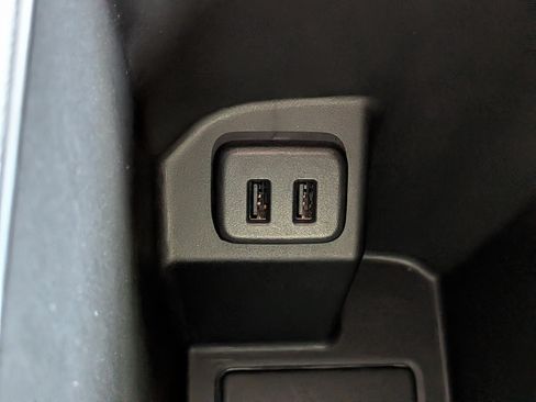 Used 2021 GMC Terrain SLT w/ Infotainment Package II FWD image 33