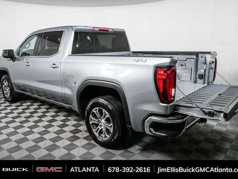 Used 2025 GMC Sierra 1500 SLT AWD/4WD image 30
