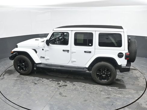 Used 2023 Jeep Wrangler Altitude image 42